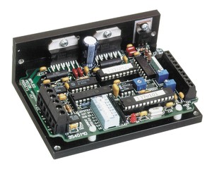 Low-cost Microstep Driver Has Joystick Interface -Image