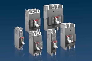 Build a Leaner Panel, Molded Case Circuit Breakers-Image