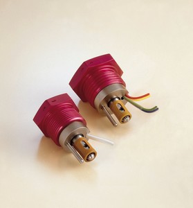 Piloting Solenoid Valves Save Space and Weight-Image