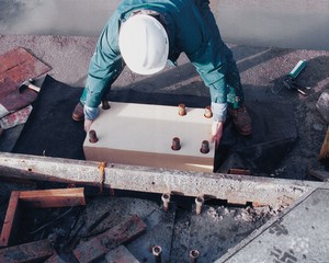 Column bearing blocks support structure loads-Image