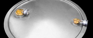 No More Removing Bung Plugs to Lock Metal Drums-Image