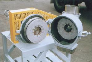 Sturtevant Sample Grinder-Image