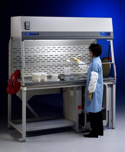 Bulk Powder Enclosures Labconco XPert™-Image
