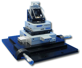 Nanopositioning systems for special requirements.-Image