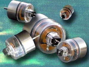 VOICE COIL MOTOR USES FLEX CIRCUIT TECHNOLOGY -Image