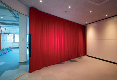 Soundproof Curtains in an Open-concept Office Design