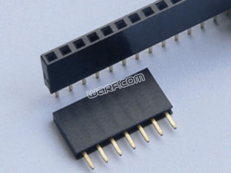 Pin header connector