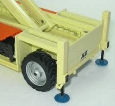 Scissor lift outriggers