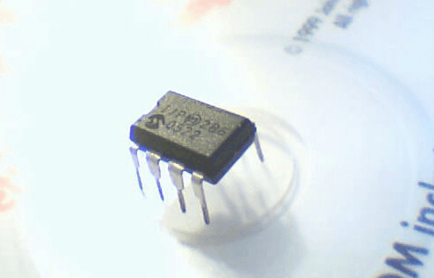Ultrasonic Frequency Generator IC.
