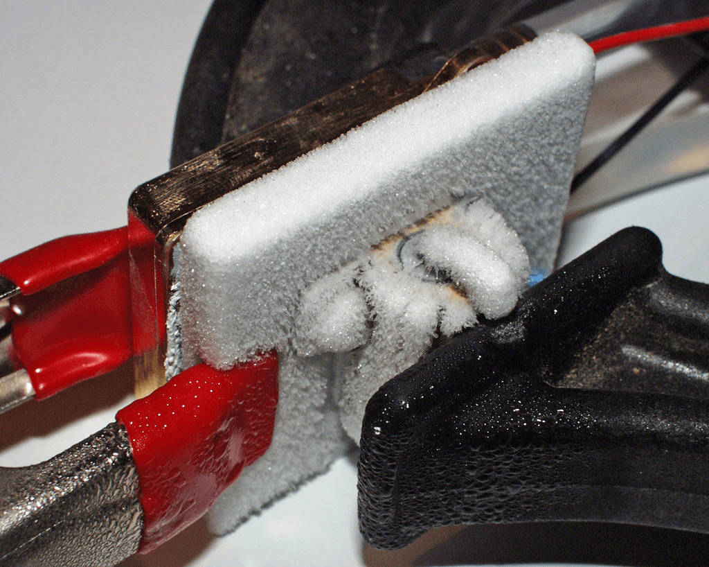 Iced component CPU cooler from Dan's Data