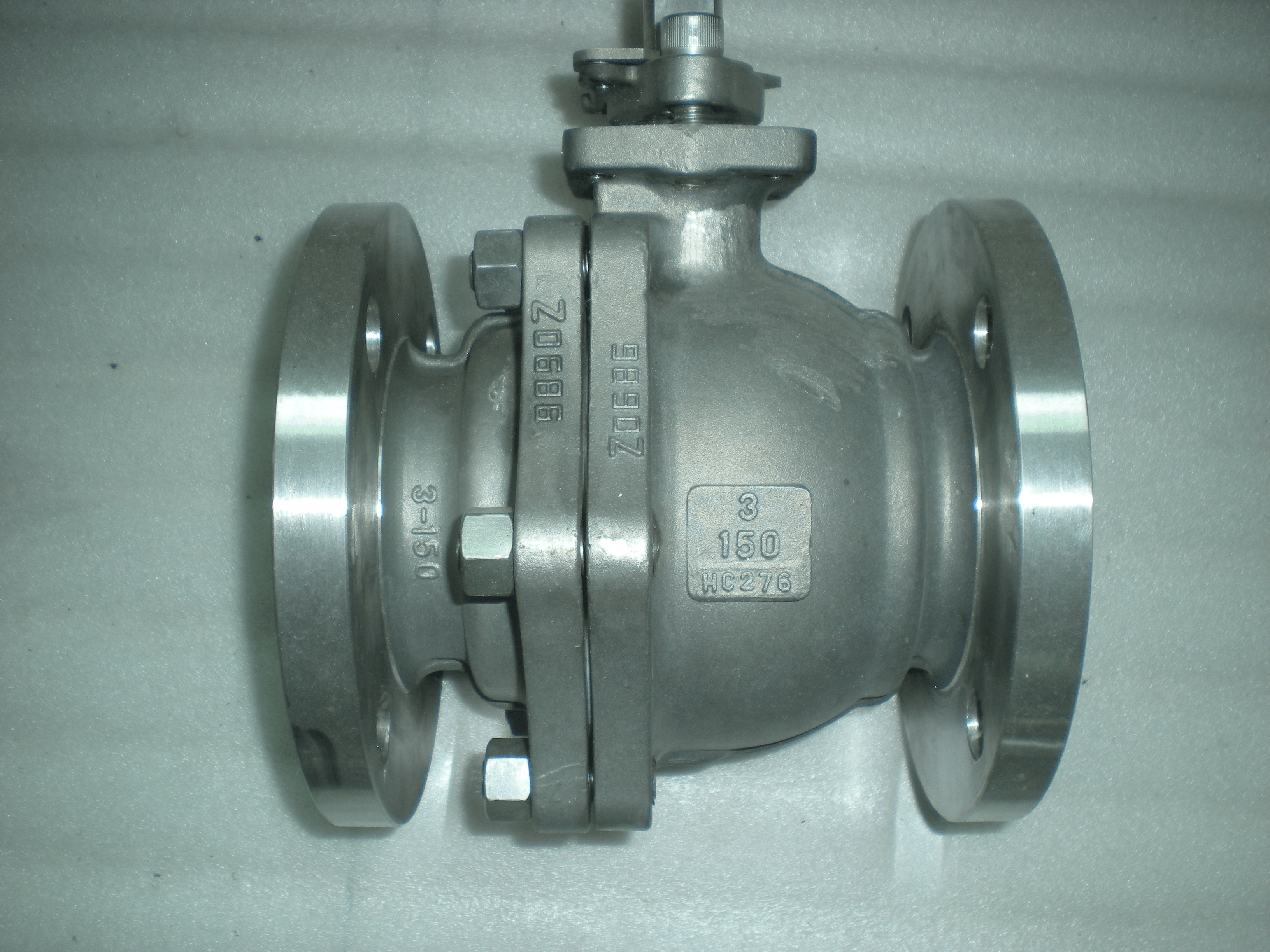 Solids valves