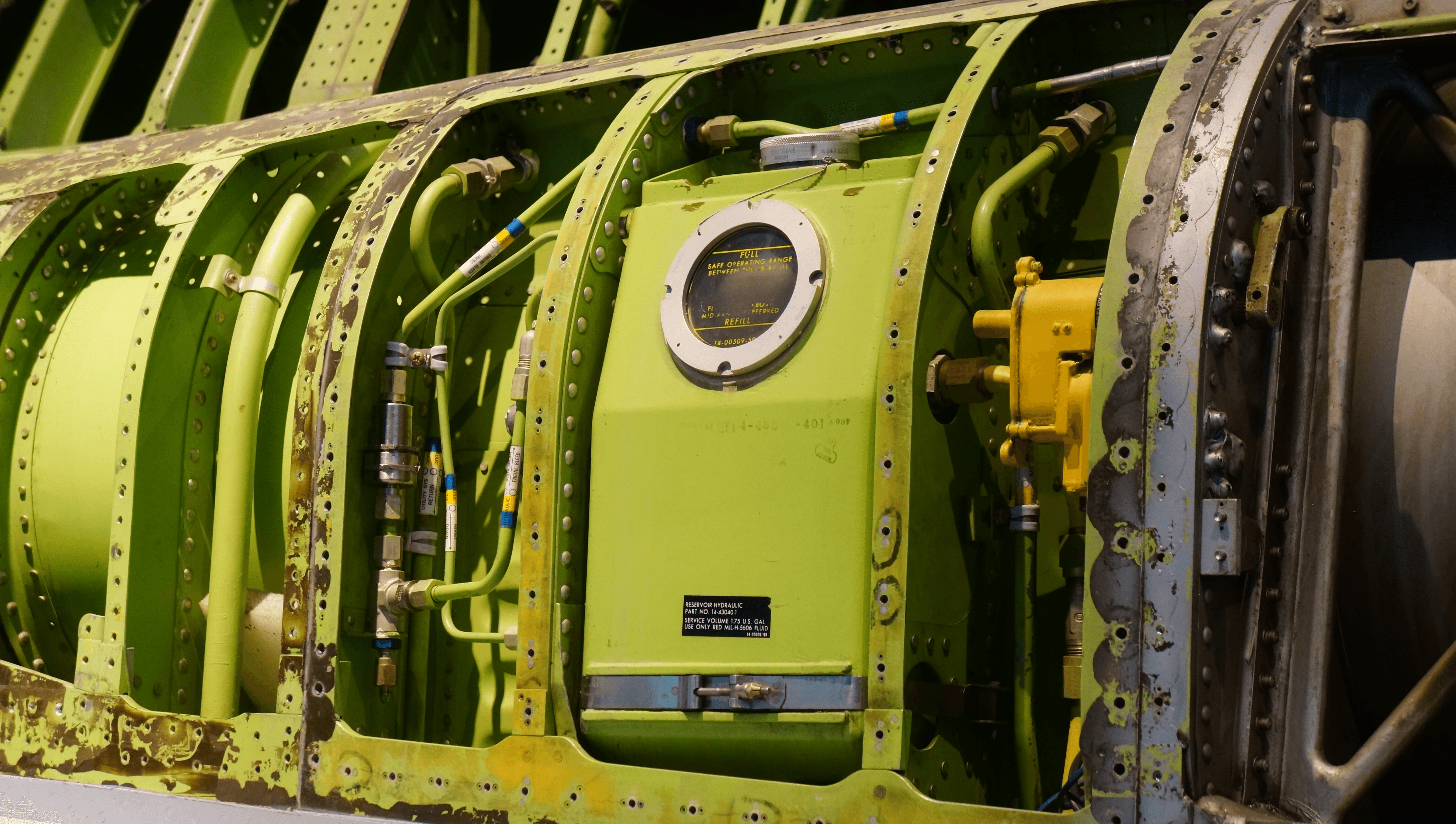 Hydraulic reservoir