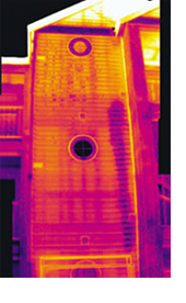 TeledyneFLIR - ThermaCAM&reg; B20 Infrared CaFor Building Diagnosticsmera