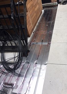 Pedestal Paver Snow Melting System-Image
