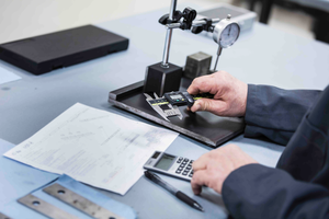 X-MAG focuses on innovation with our engineer team-Image