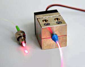 Thermally Stable Laser Module with no Cooling-Image