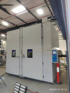 Walk-In Temperature & Humidity Chamber-Image