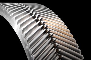 Making Industrial Gear Oil -Image
