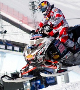 Extreme Snowmobiling with Polaris-Image