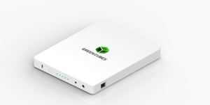 Slim Rugged Power Bank Extends Runtime -Image