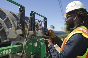 Conduct pressure tests on fused pipelines-Image