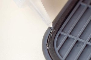 Low viscosity, rubber toughened cyanoacrylate-Image
