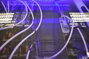 Immersion Cooling Hermetic Feedthroughs-Image