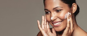 Silica Gels Versus Plastic Microbeads in Cosmetics-Image