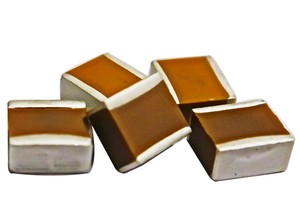 High Voltage Chip Capacitators-Image