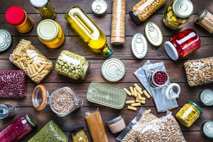 Weighing for Food and Beverage Packaging-Image