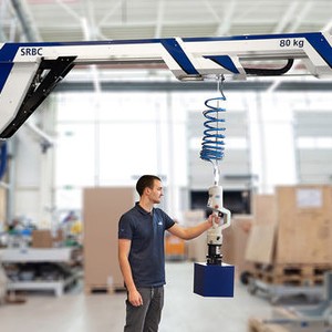 Vacuum Lifters for the Plastics Industry-Image