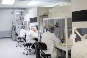Bearing Cleanroom and Re-lubrication Center-Image