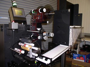 CTM 360a Labeler for Tubes & Cylinders-Image