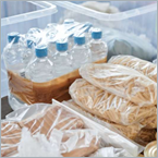 Researchers reinvent food packaging with biodegradable oxygen-scavenging plastic