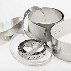 Peddling the metal: Massachusetts manufacturer conveys benefits of stainless steel belts