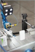 Automate defect detection in minutes with the In-Sight 2800 vision system