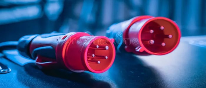 Factors affecting power connector reliability